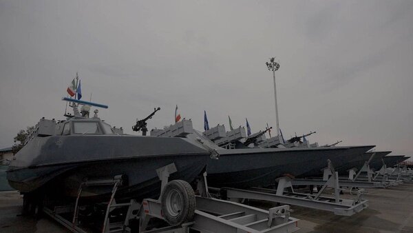 موجآفرینی در دریاها با شناورهای پیشرفته