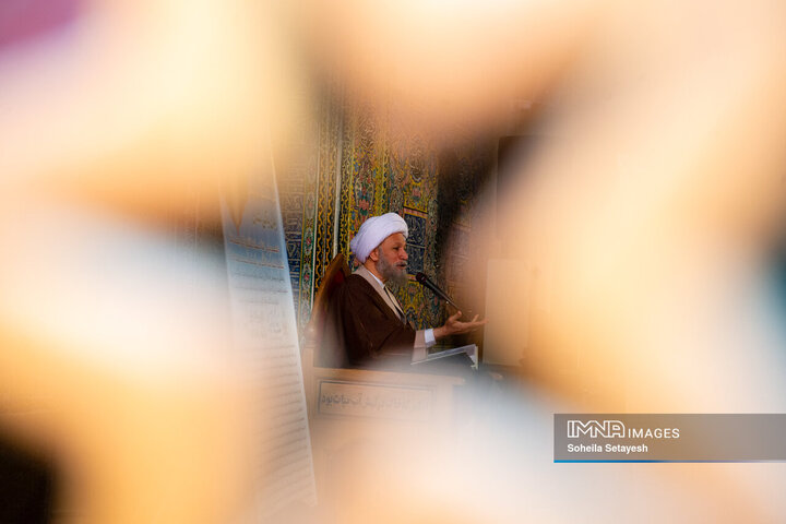 مراسم جزءخوانی و تفسیر قرآن کریم در مسجد نصیرالملک شیراز