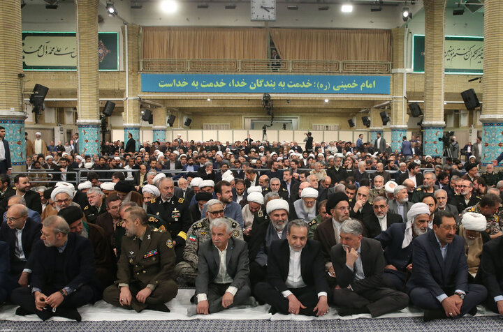 دیدار مسئولان و کارگزاران نظام با رهبر انقلاب