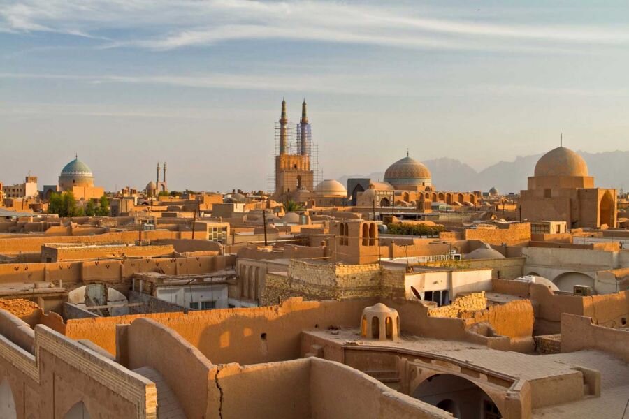 با فناوری، یزد را هوشمندانه بگردید