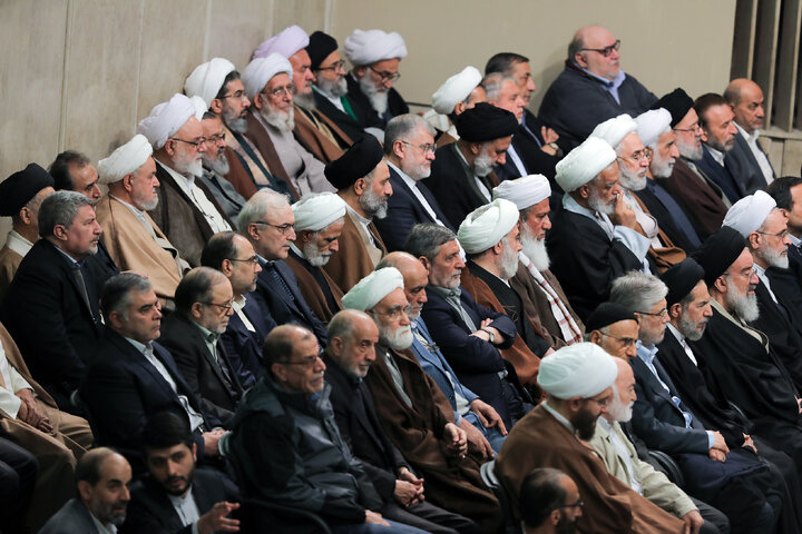 دیدار مسئولان و کارگزاران نظام با رهبر انقلاب