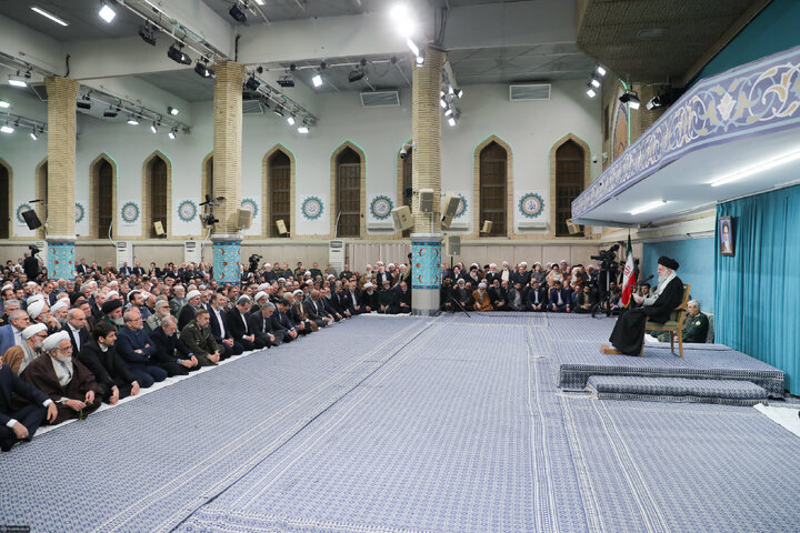 دیدار مسئولان و کارگزاران نظام با رهبر انقلاب