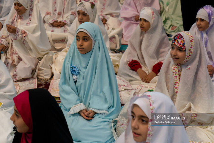 جشن روزه اولی‌ها در حرم مطهر حضرت شاهچراغ(ع)