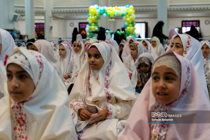 جشن روزه اولی‌ها در حرم مطهر حضرت شاهچراغ(ع)