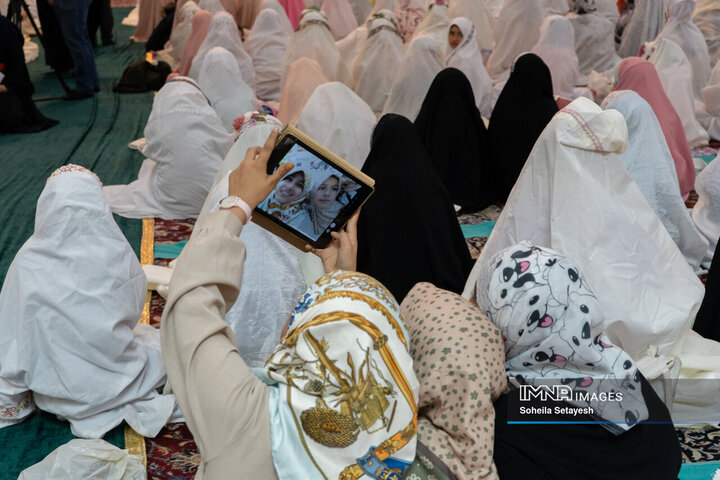 جشن روزه اولی‌ها در حرم مطهر حضرت شاهچراغ(ع)