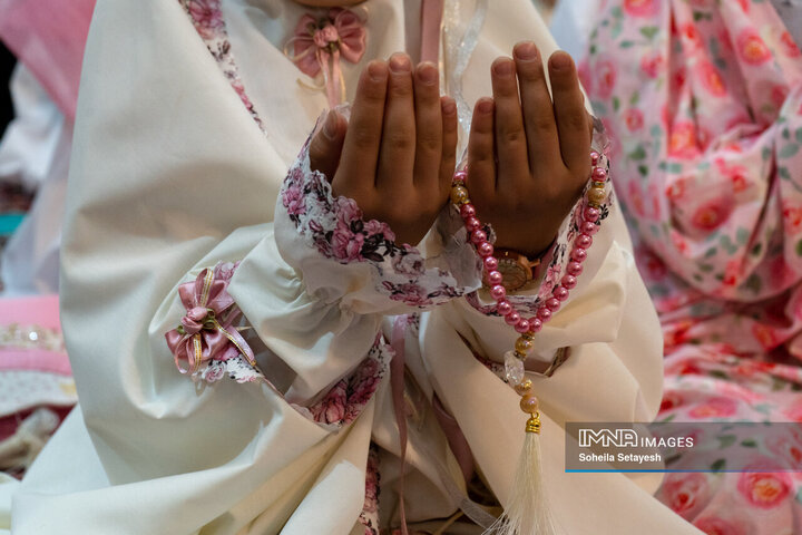 جشن روزه اولی‌ها در حرم مطهر حضرت شاهچراغ(ع)