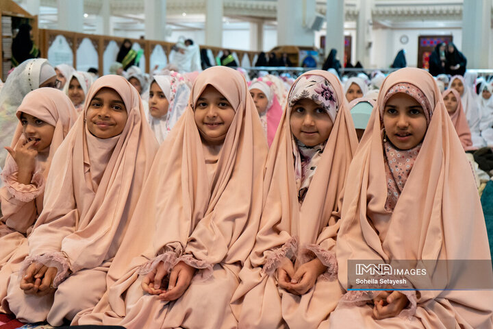 جشن روزه اولی‌ها در حرم مطهر حضرت شاهچراغ(ع)