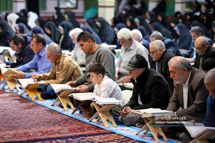 جزءخوانی قرآن کریم در همدان