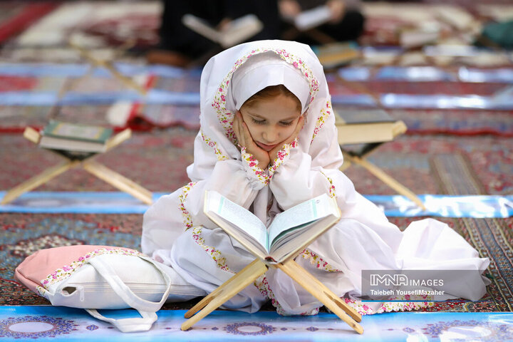 جزءخوانی قرآن کریم در همدان