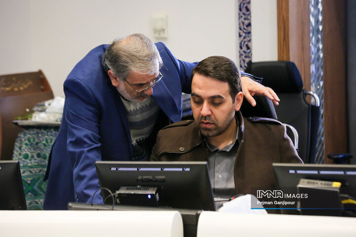 جلسه علنی شورای شهر اصفهان