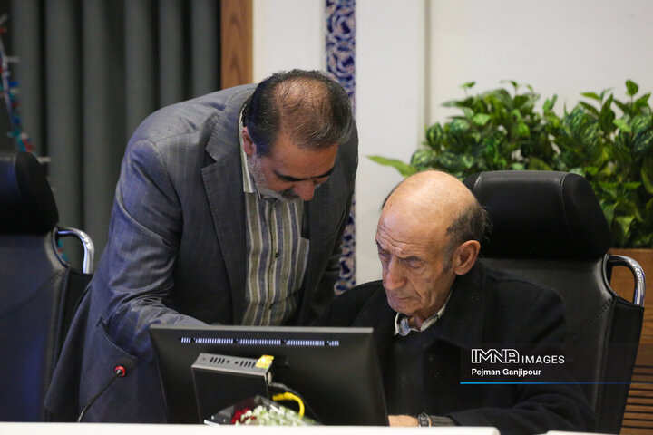 جلسه علنی شورای شهر اصفهان