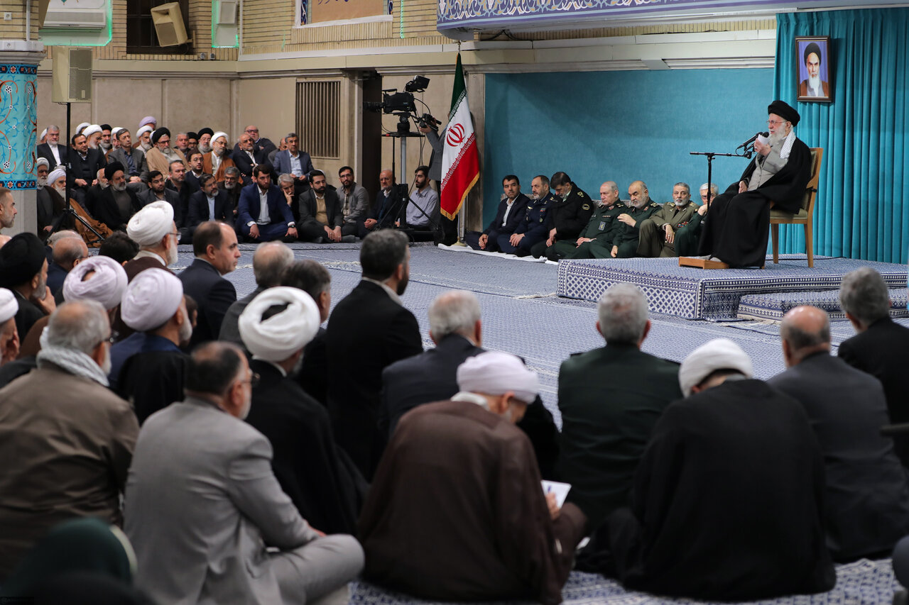 راهبرد ایران در برابر قلدری غرب؛ وحدت و استقلال اقتصادی