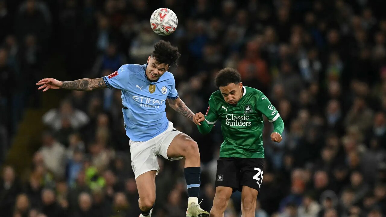 ستاره جوان گواردیولا با پیچ و مهرههای نیمکت سرگرم است!