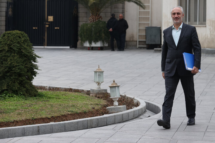 رئیس سازمان برنامه و بودجه درباره پرداخت یارانه‌ها چه گفت؟