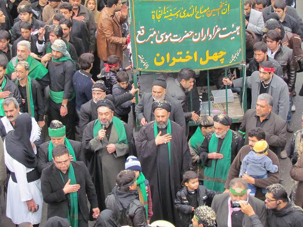 درخشش چهل اختران در مسیر زائران