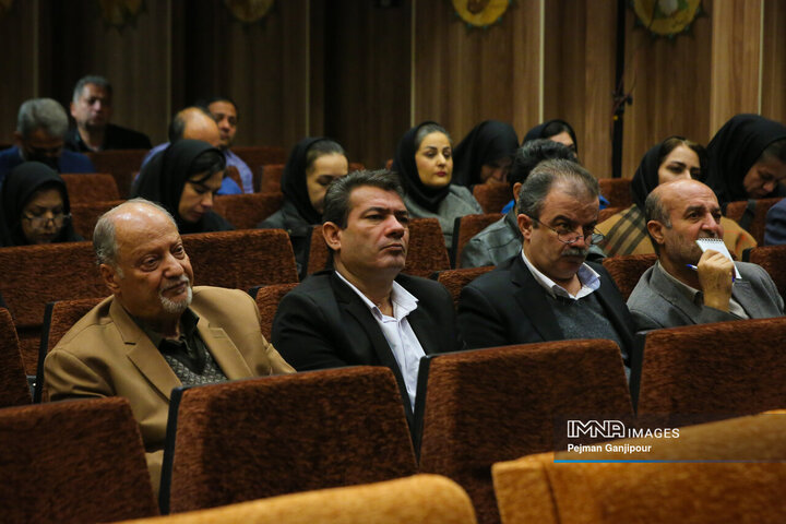 نشست خبری شهردار اصفهان