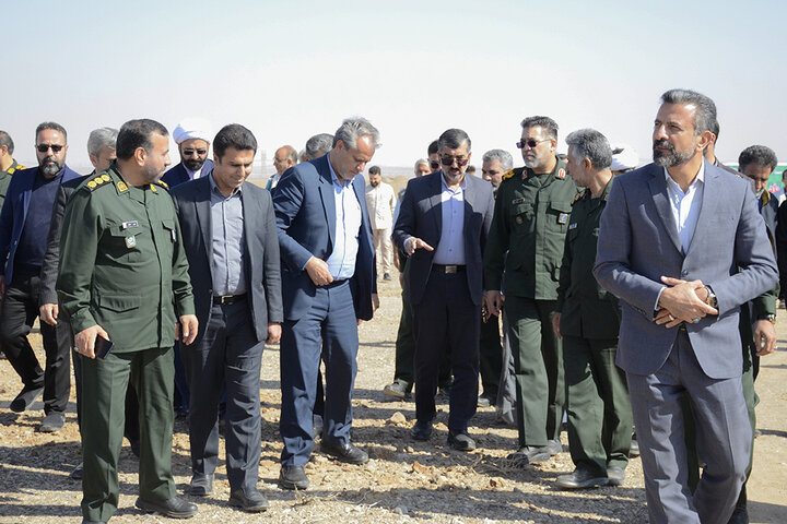 کشت گیاهان کم‌آب‌خواه در یزد، راه حلی برای بیابان‌زایی و توسعه اقتصادی