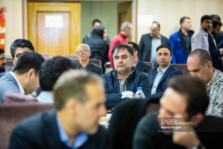 آیین تقدیر از فعالان حوزه حمل‌و‌نقل و ترافیک شهرداری اصفهان