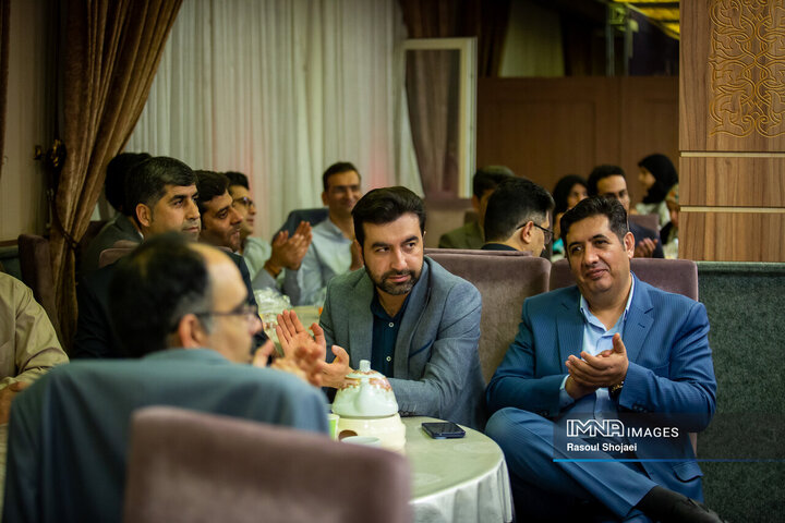 آیین تقدیر از فعالان حوزه حمل‌و‌نقل و ترافیک شهرداری اصفهان