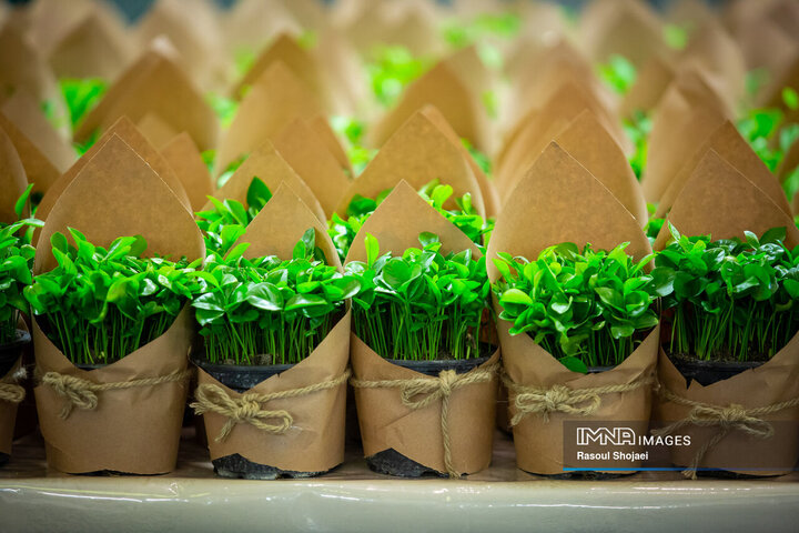 آیین تقدیر از فعالان حوزه حمل‌و‌نقل و ترافیک شهرداری اصفهان