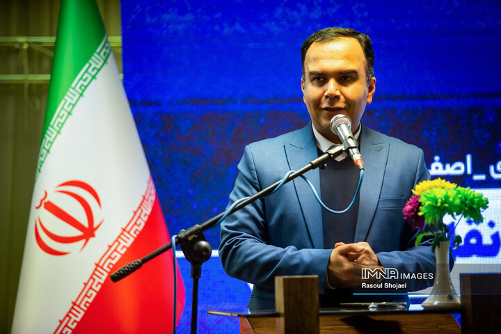 آیین تقدیر از فعالان حوزه حمل‌و‌نقل و ترافیک شهرداری اصفهان