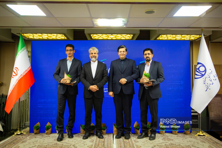 آیین تقدیر از فعالان حوزه حمل‌و‌نقل و ترافیک شهرداری اصفهان