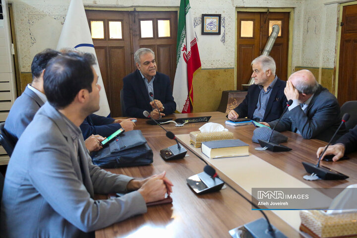 نشست هم‌اندیشی مدیریت شهری و دانشگاه اصفهان