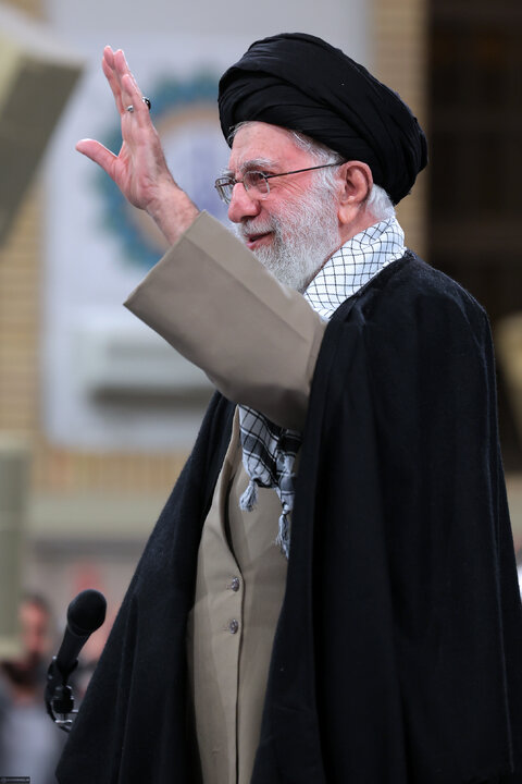 دیدار رمضانی دانشجویان با رهبر معظم انقلاب