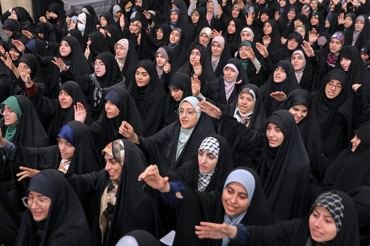 دیدار رمضانی دانشجویان با رهبر معظم انقلاب