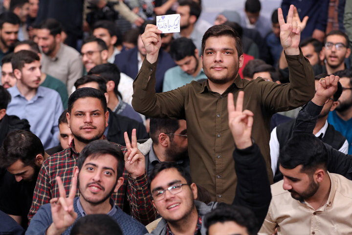 دیدار رمضانی دانشجویان با رهبر معظم انقلاب