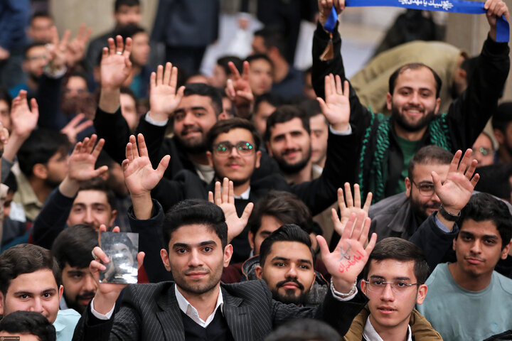 دیدار رمضانی دانشجویان با رهبر معظم انقلاب