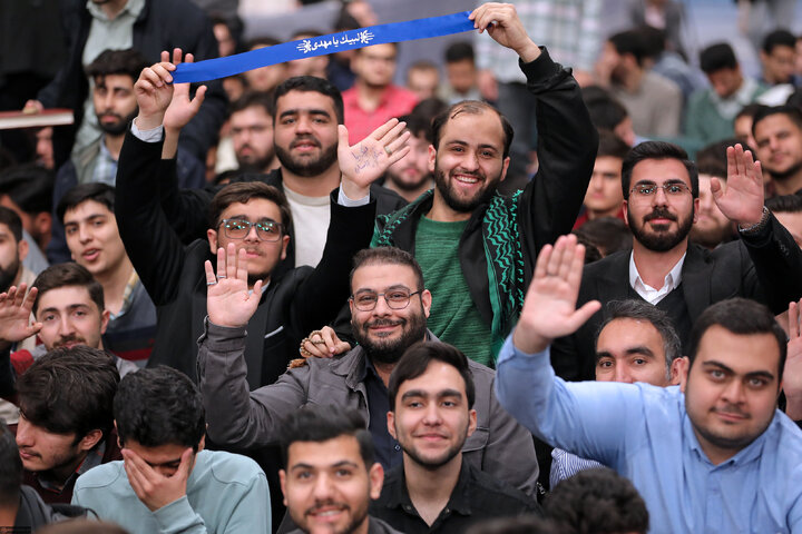 دیدار رمضانی دانشجویان با رهبر معظم انقلاب