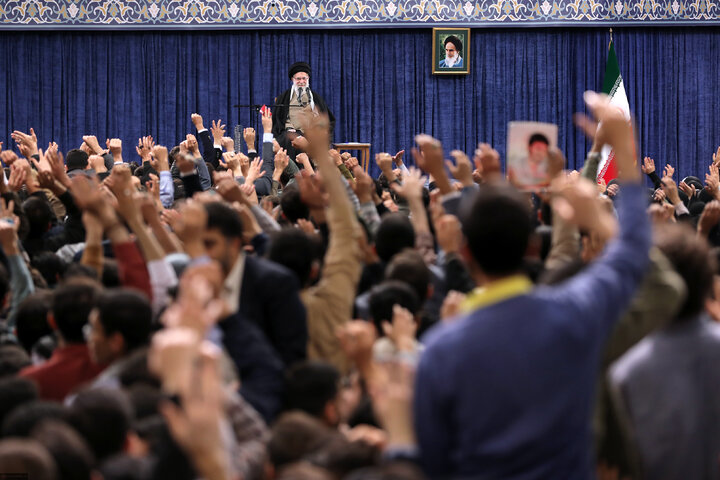 دیدار رمضانی دانشجویان با رهبر معظم انقلاب