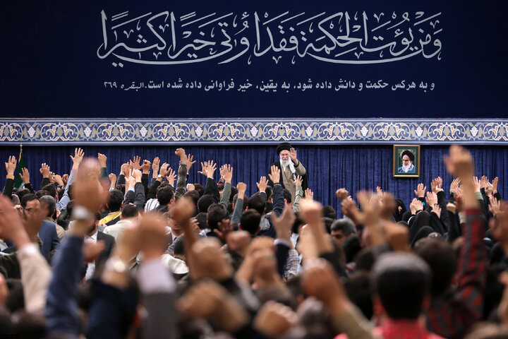 دیدار رمضانی دانشجویان با رهبر معظم انقلاب