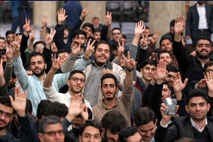 دیدار رمضانی دانشجویان با رهبر معظم انقلاب
