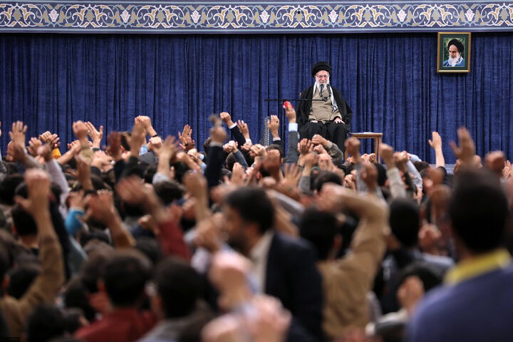 دیدار رمضانی دانشجویان با رهبر معظم انقلاب