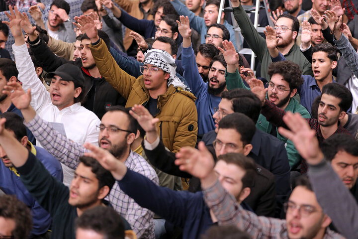 دیدار رمضانی دانشجویان با رهبر معظم انقلاب