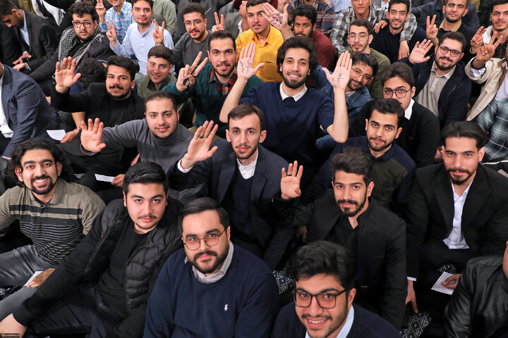 دیدار رمضانی دانشجویان با رهبر معظم انقلاب
