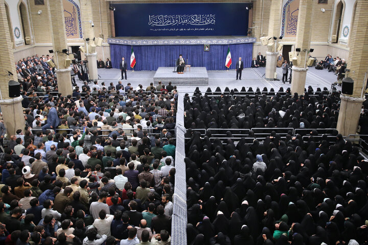 دیدار رمضانی دانشجویان با رهبر معظم انقلاب
