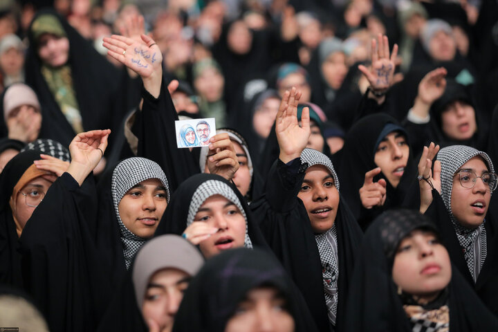 دیدار رمضانی دانشجویان با رهبر معظم انقلاب