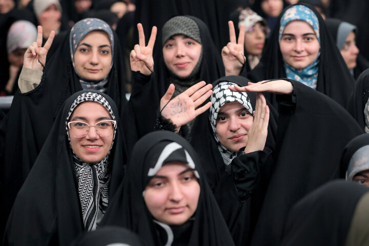 دیدار رمضانی دانشجویان با رهبر معظم انقلاب
