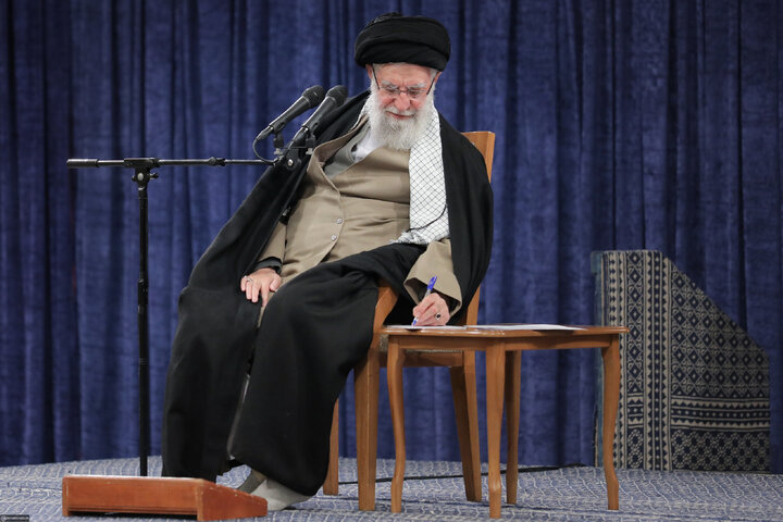 دیدار رمضانی دانشجویان با رهبر معظم انقلاب