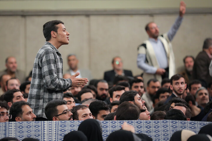 دیدار رمضانی دانشجویان با رهبر معظم انقلاب