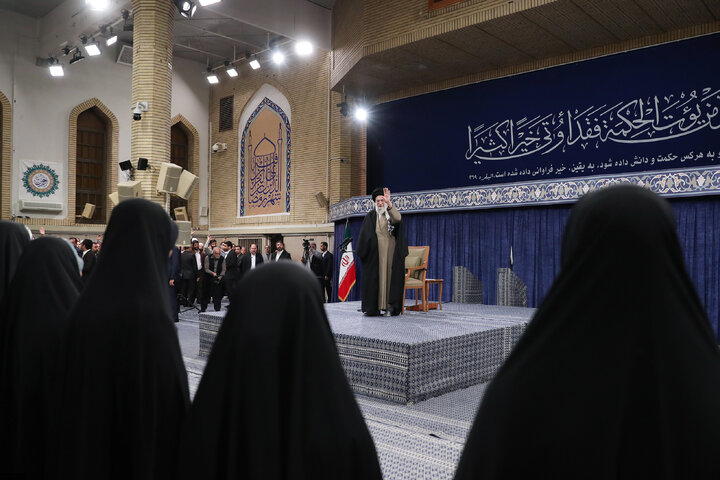 دیدار رمضانی دانشجویان با رهبر معظم انقلاب