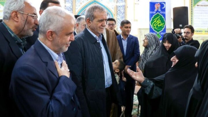 امروز کسی حرف خوب بدون عمل را از ما قبول نمی‌کند