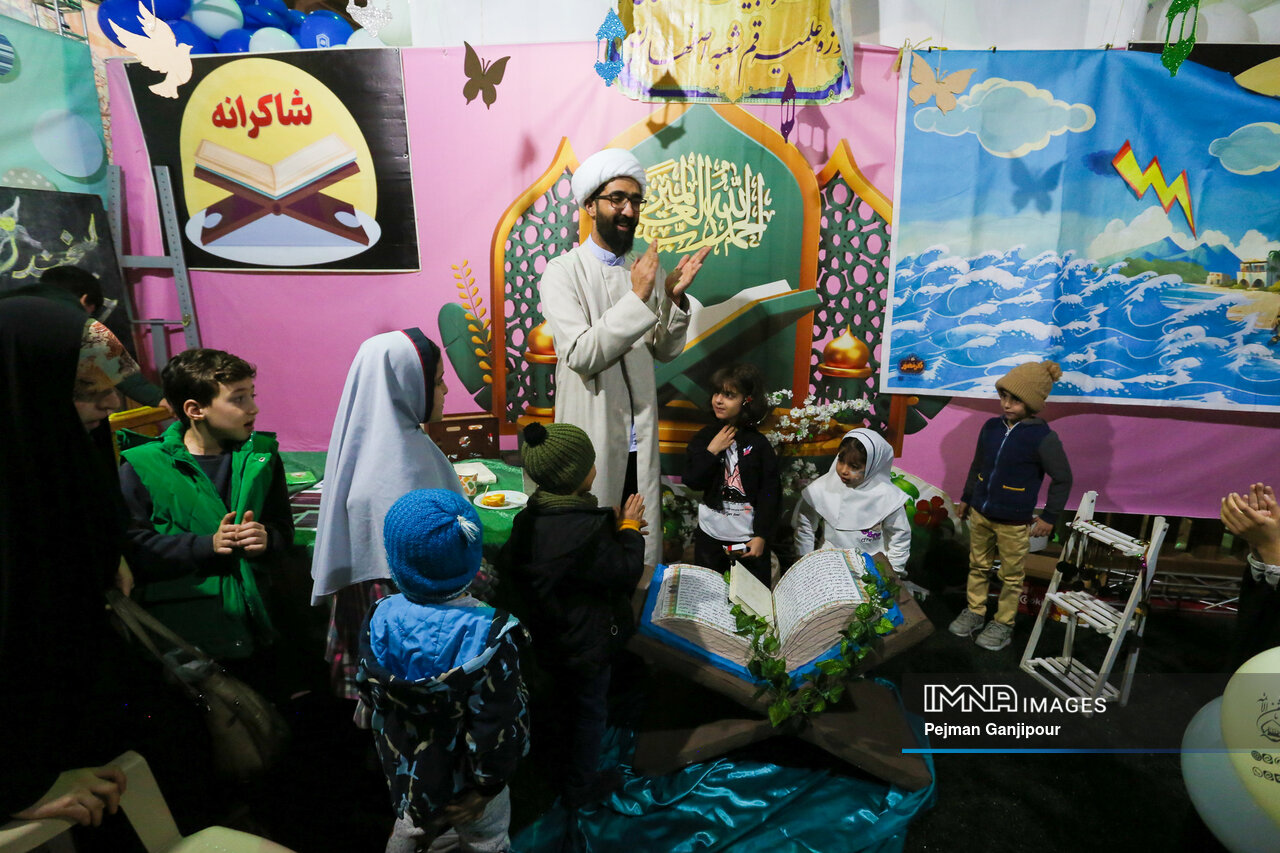 قدمهای کوچک، ایمان بزرگ