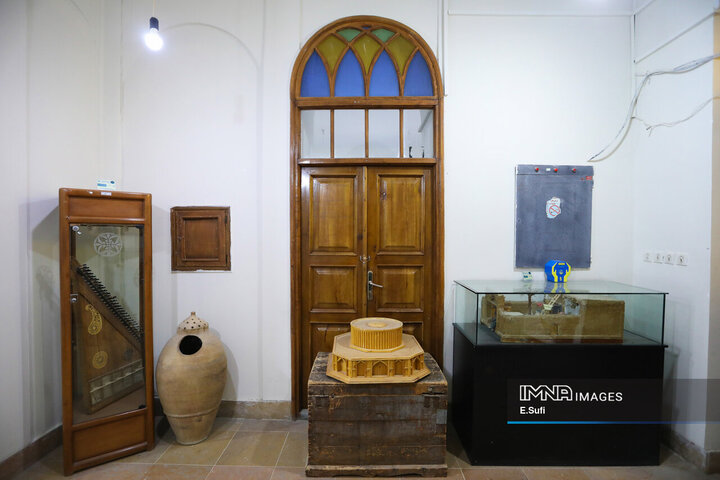 عمارت کلاه فرنگی اراک