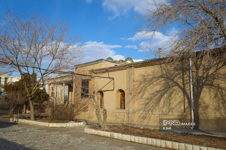 عمارت کلاه فرنگی اراک