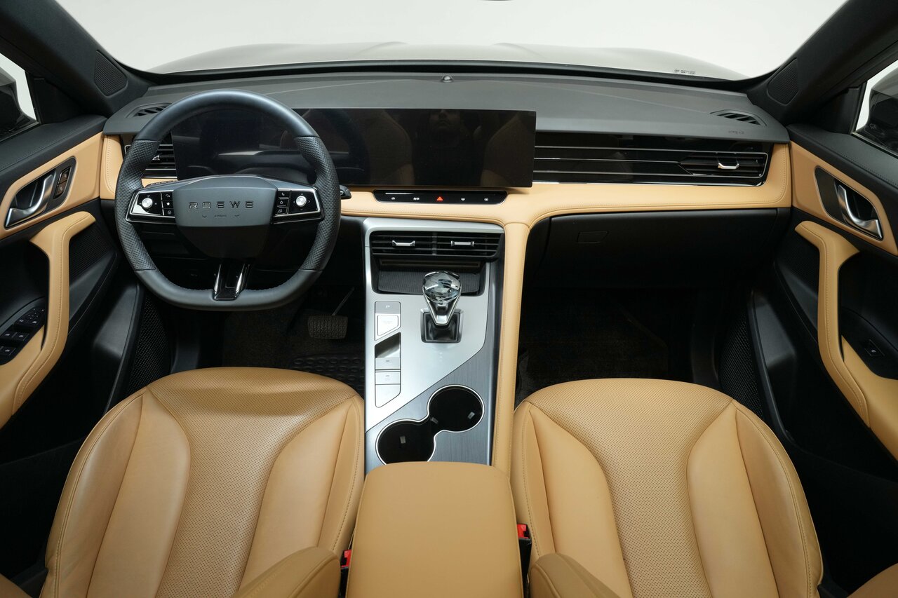 خودرو رووی eRX۵