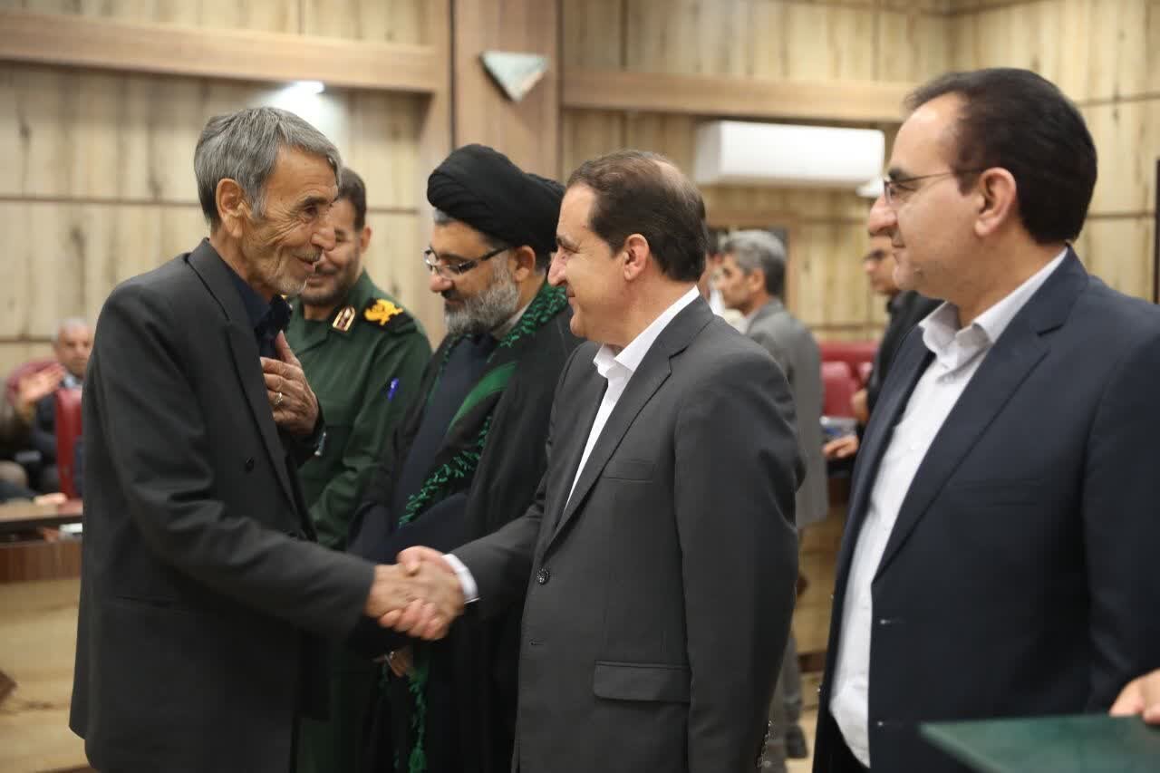 خیرین و سازمانهای مردمنهاد زمینه ساز ایجاد همبستگی اجتماعی هستند